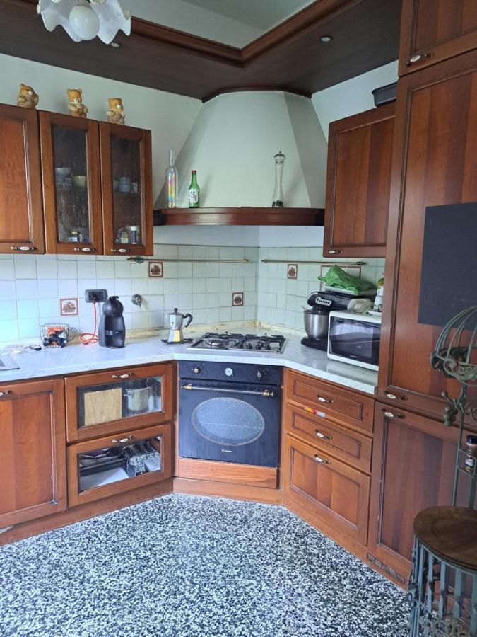 The Giaggiolo'S House Apartment Serra Ricco ภายนอก รูปภาพ